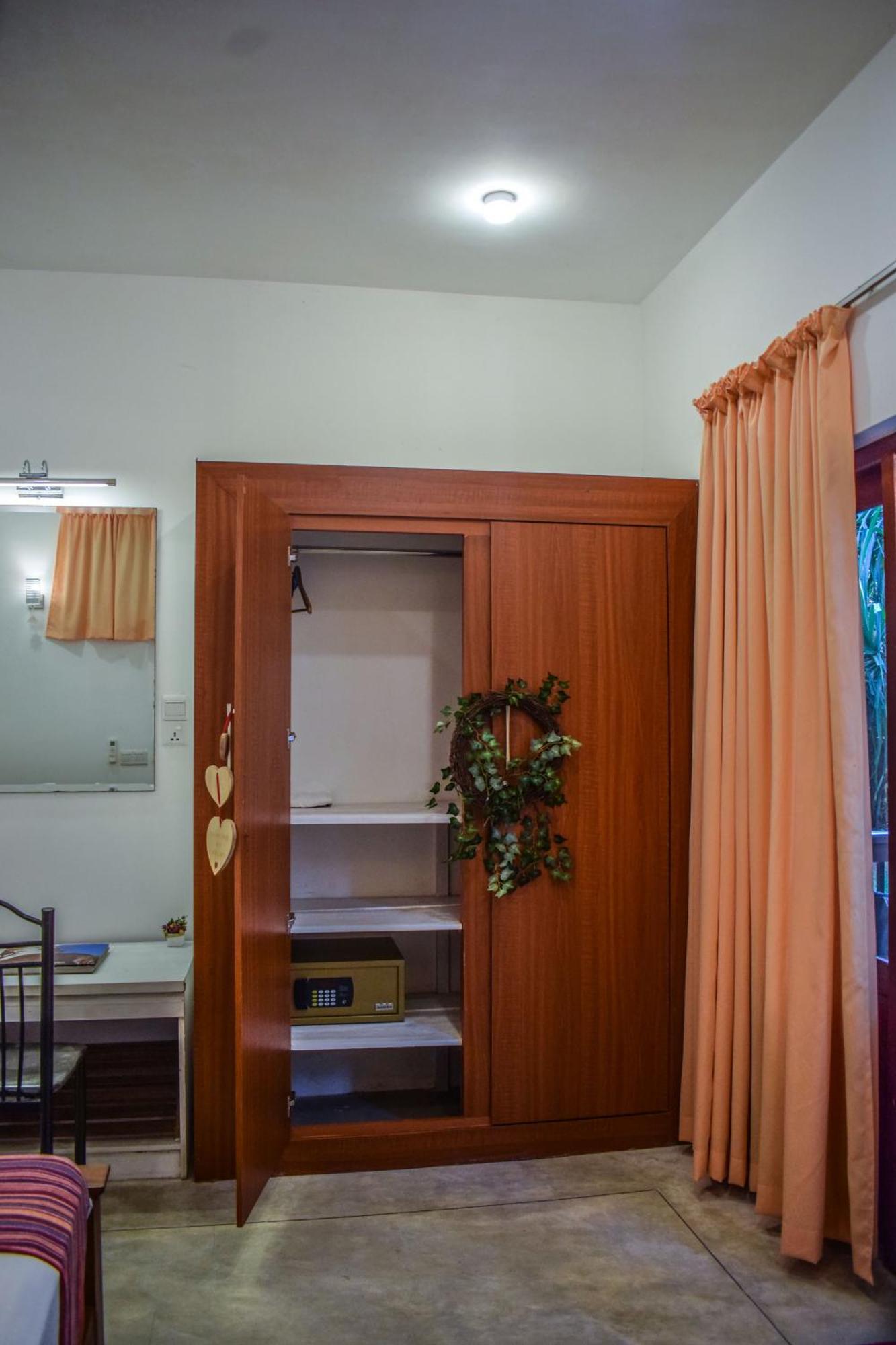 Lawrence Villa Weligama Eksteriør billede