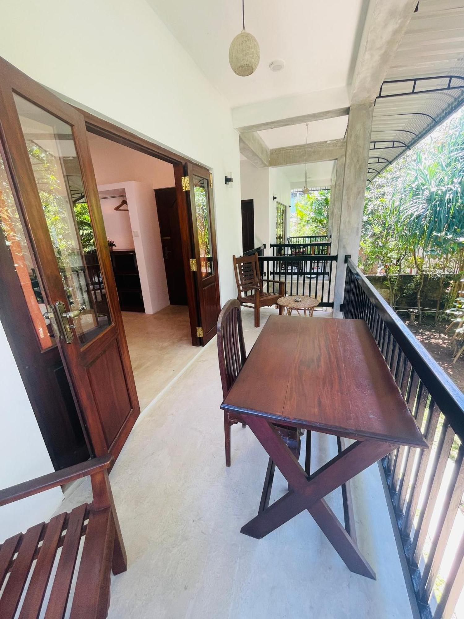 Lawrence Villa Weligama Eksteriør billede