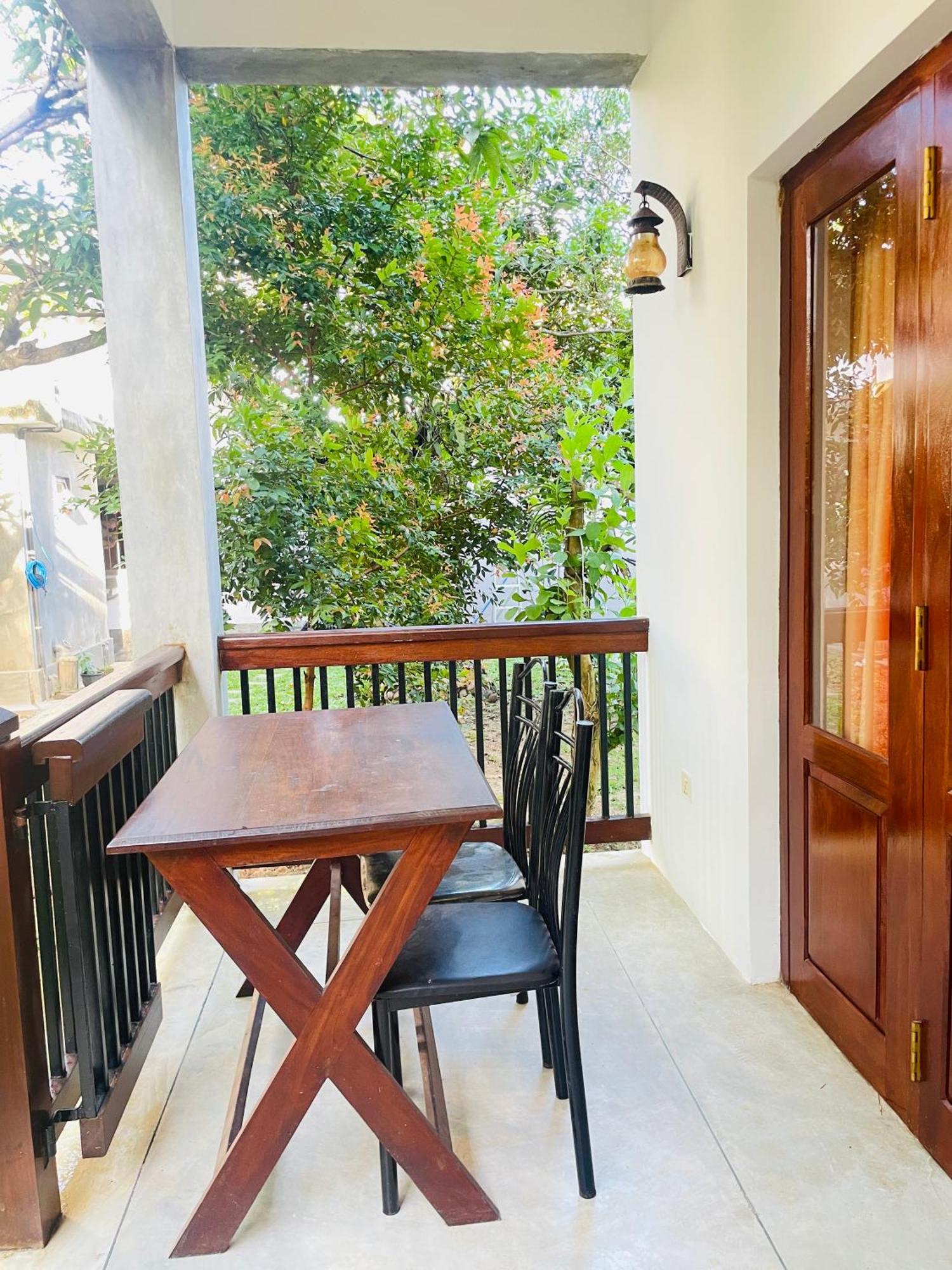 Lawrence Villa Weligama Eksteriør billede