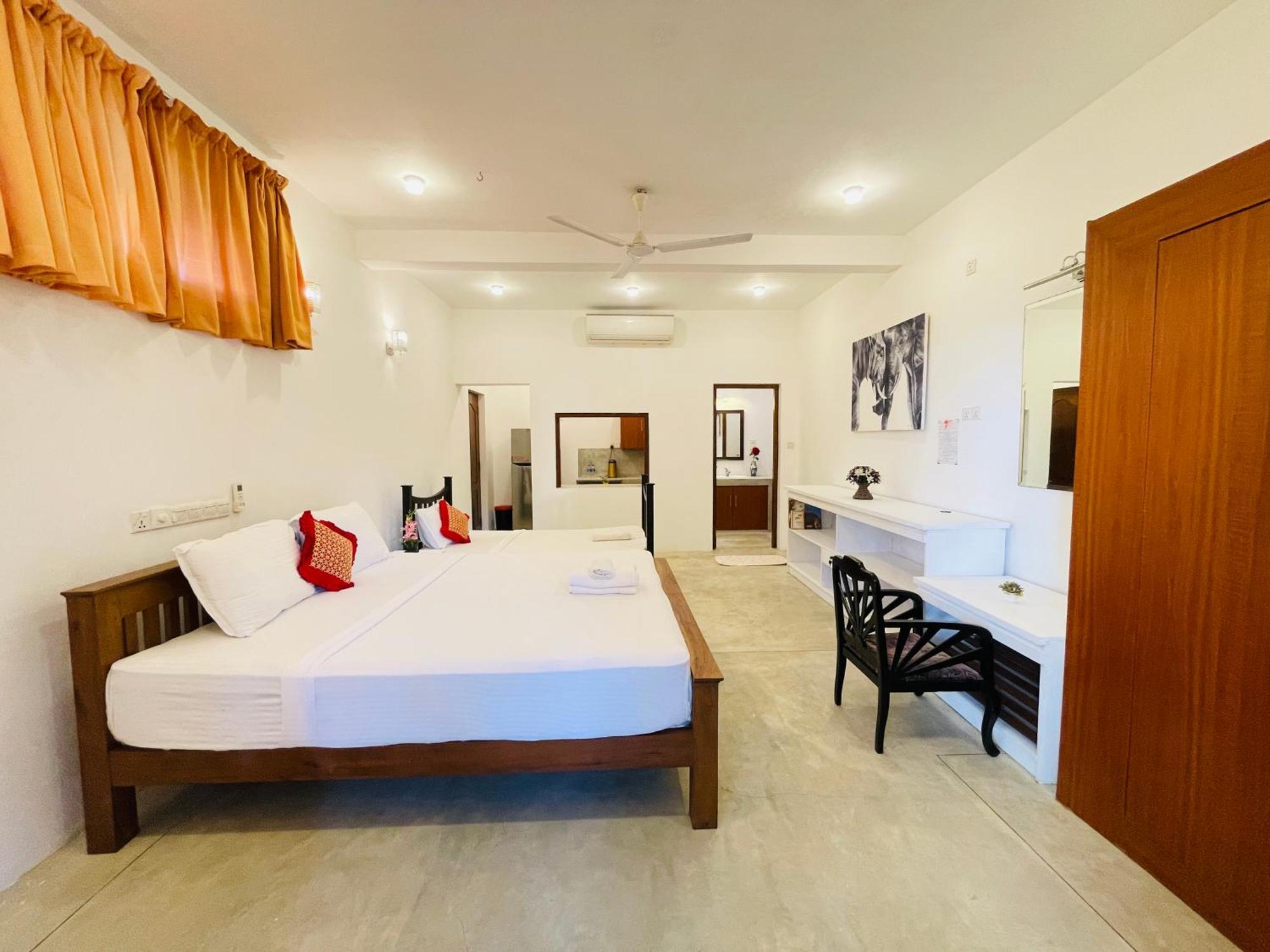 Lawrence Villa Weligama Eksteriør billede